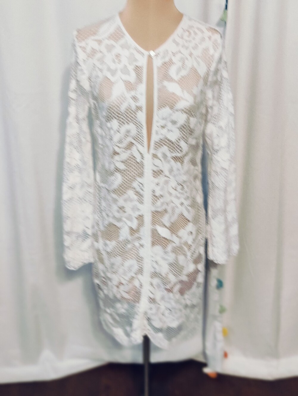 Shoshana Luxury Floral Lace Cover Up Sheer Popover Chic Minimalist P/S